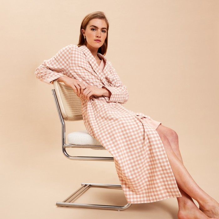 Dressing Gown Entracte 