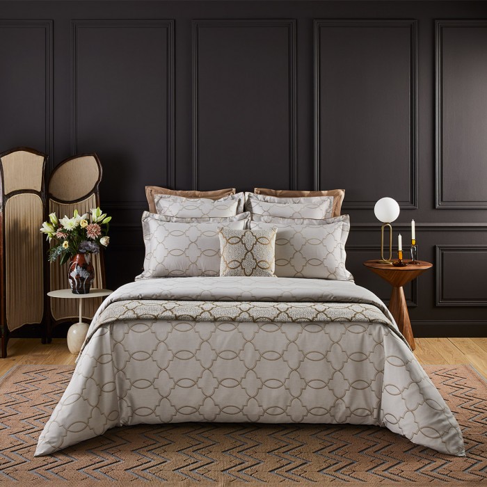 Bed Linen Yves Delorme Palazzo