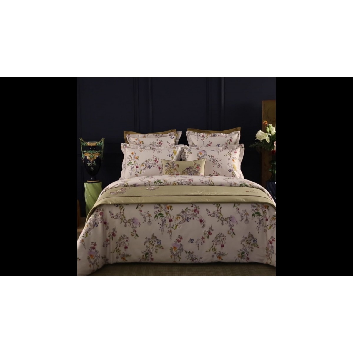 ROMANCE Parure de lit Romace 200x220 cm avec quatre taies d