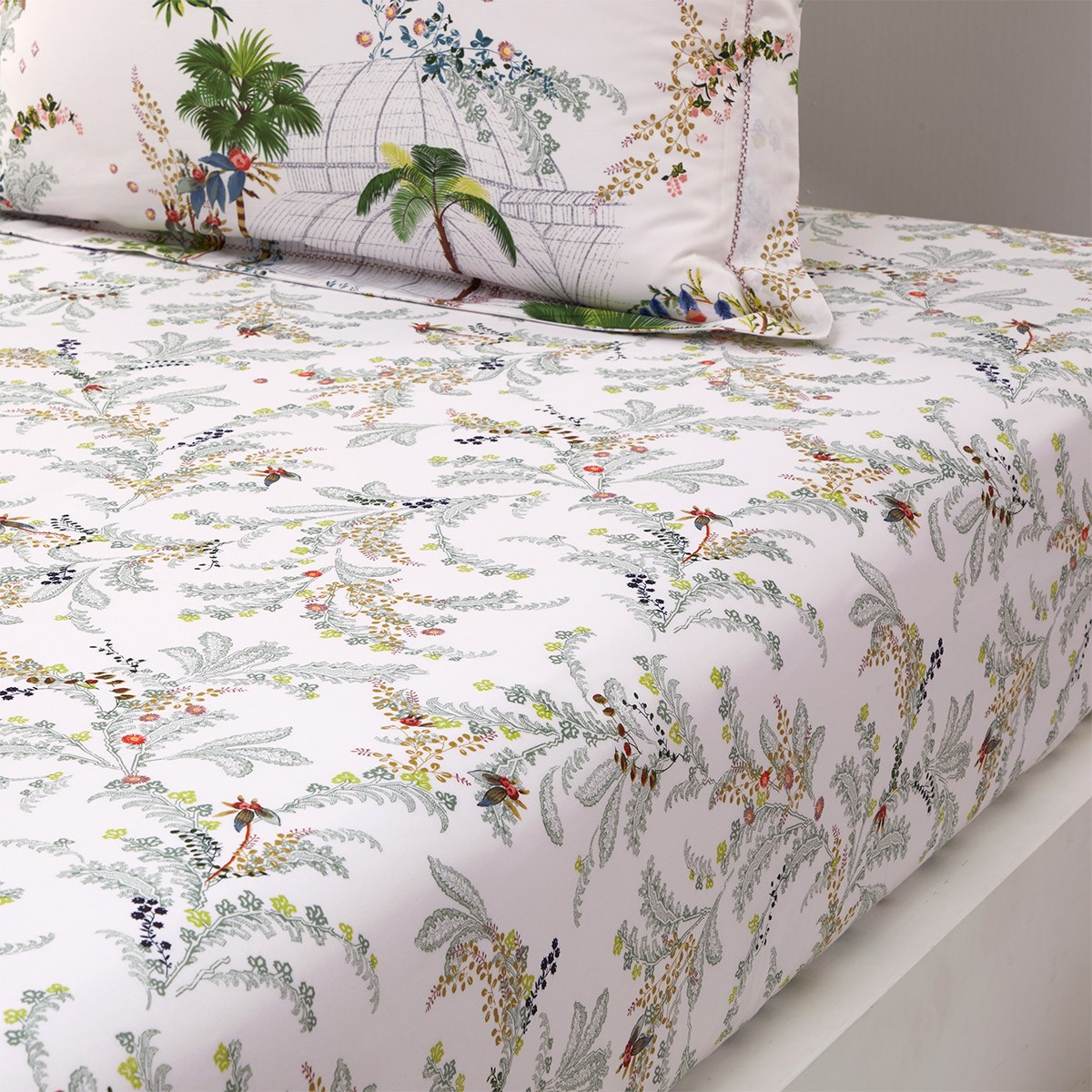 Yves Delorme Jardins - Luxury 200 thread count Fitted Sheet - Yves 